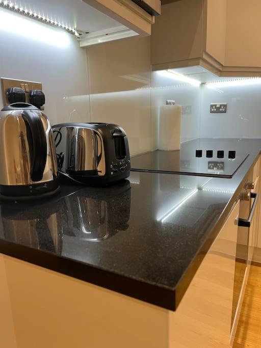 Cozy Modern Apartment In Croydon Central Zewnętrze zdjęcie